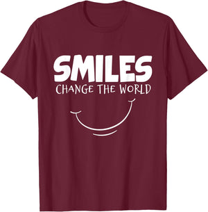 Teacher Gift Love To Smile Smiles Change The World T-Shirt - T-Shirt | Maroon