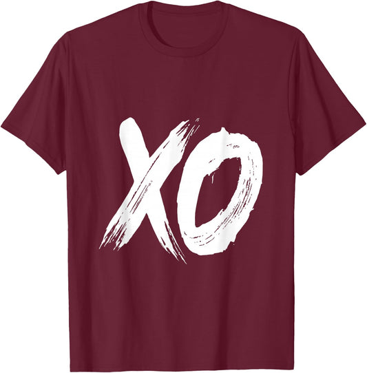 Lurki Hugs and Kisses XO Women's Valentine's Day Love Themed - Black, Small T-Shirt - T-Shirt | Maroon