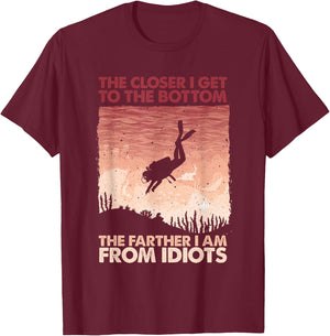 Funny Scuba Diving Women Underwater Sea Scuba Diver T-Shirt - T-Shirt | Maroon