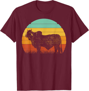 Retro Sunset Cow Farmer Brahman Cattle T-Shirt - T-Shirt | Maroon