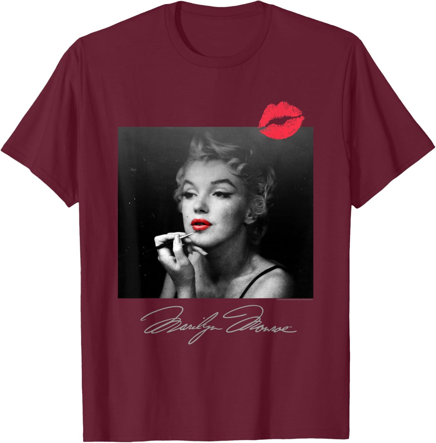Marilyn Monroe Makeup Room Kiss Small T-Shirt - T-Shirt | Maroon