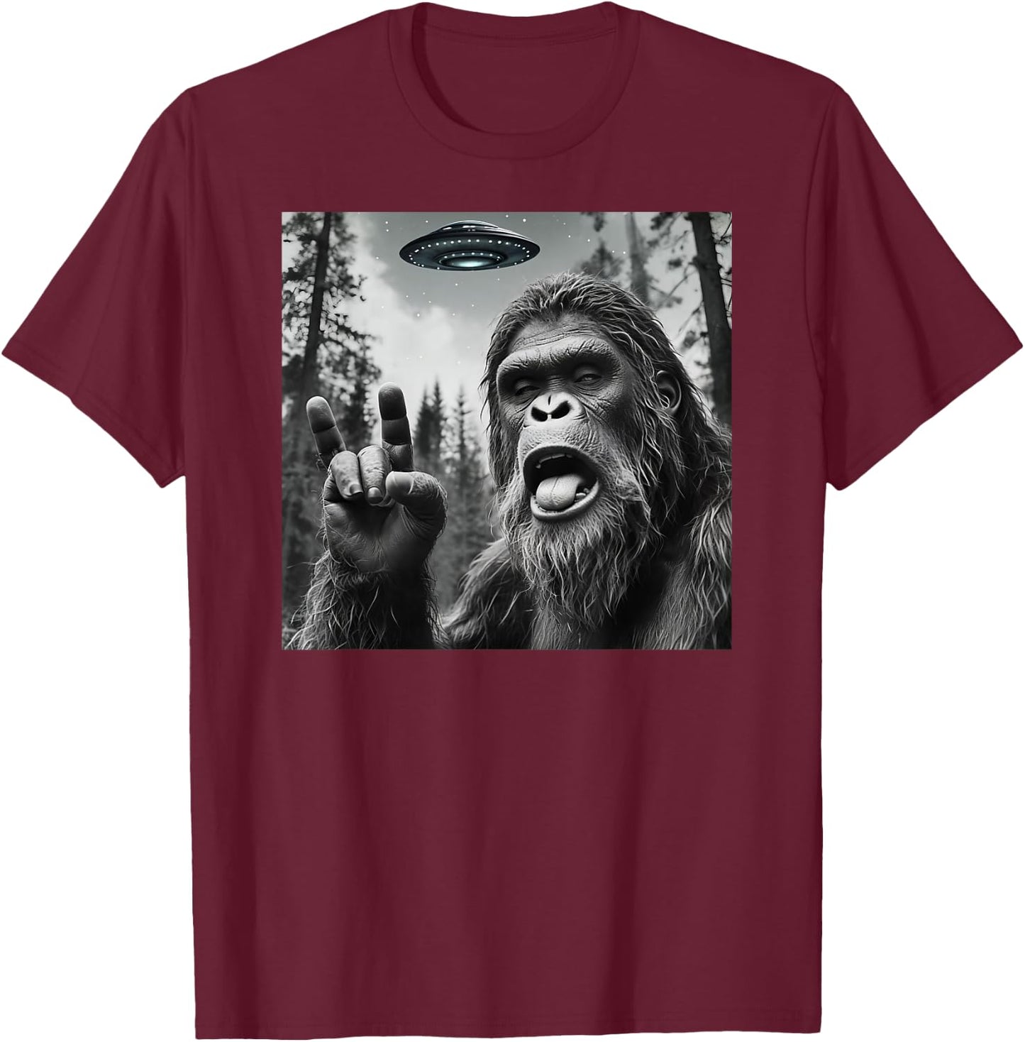 Funny Sasquatch Bigfoot Rock On Selfie With UFO Alien T-Shirt - T-Shirt | Maroon