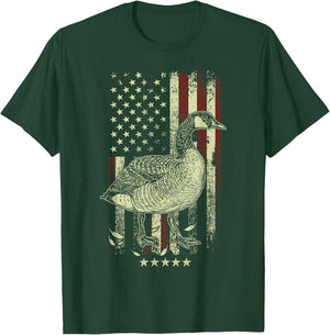 USA American Flag Hunters - Hunting Goose Bird Women Men T-Shirt - T-Shirt | Forest