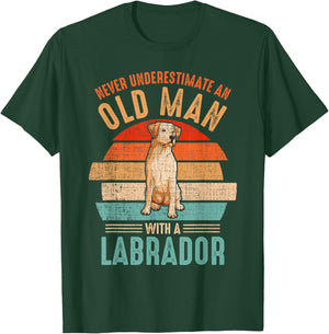 mb Never Underestimate An Old Man With A Labrador T-Shirt - T-Shirt | Forest