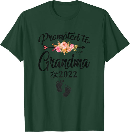 Promoted To Grandma 2022 First Time Grandma New Grandmother T-Shirt - T-Shirt | Forest