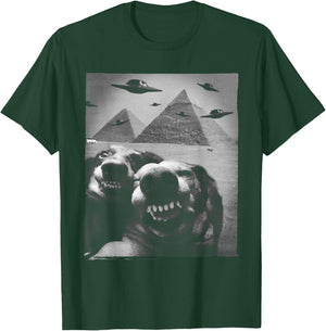 Funny Dog Selfie Alien UFO Invasion Pyramid Egypt Giza Meme T-Shirt - T-Shirt | Forest
