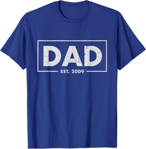 Dad Est. 2009 Father's Day Best Dad T-Shirt - T-Shirt | Royal