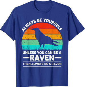 Vintage Raven Bird Lover Retro Cute Raven T-Shirt - T-Shirt | Royal