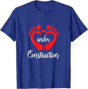 Baby Under Construction Baby Feet Heart Pregnant Maternity T-Shirt - T-Shirt | Royal