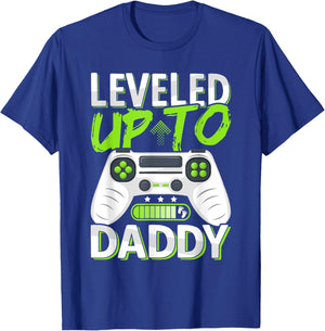 Leveled Up To Daddy | Future Dad Soon To Be Daddy Loading T-Shirt - T-Shirt | Royal