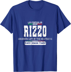Italia La Famiglia Rizzo Grabbing Life By The Meatballs T-Shirt - T-Shirt | Royal