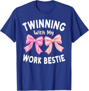 Pink Bow Twinning With My Work Bestie Friends Twins Day Girl T-Shirt - T-Shirt | Royal