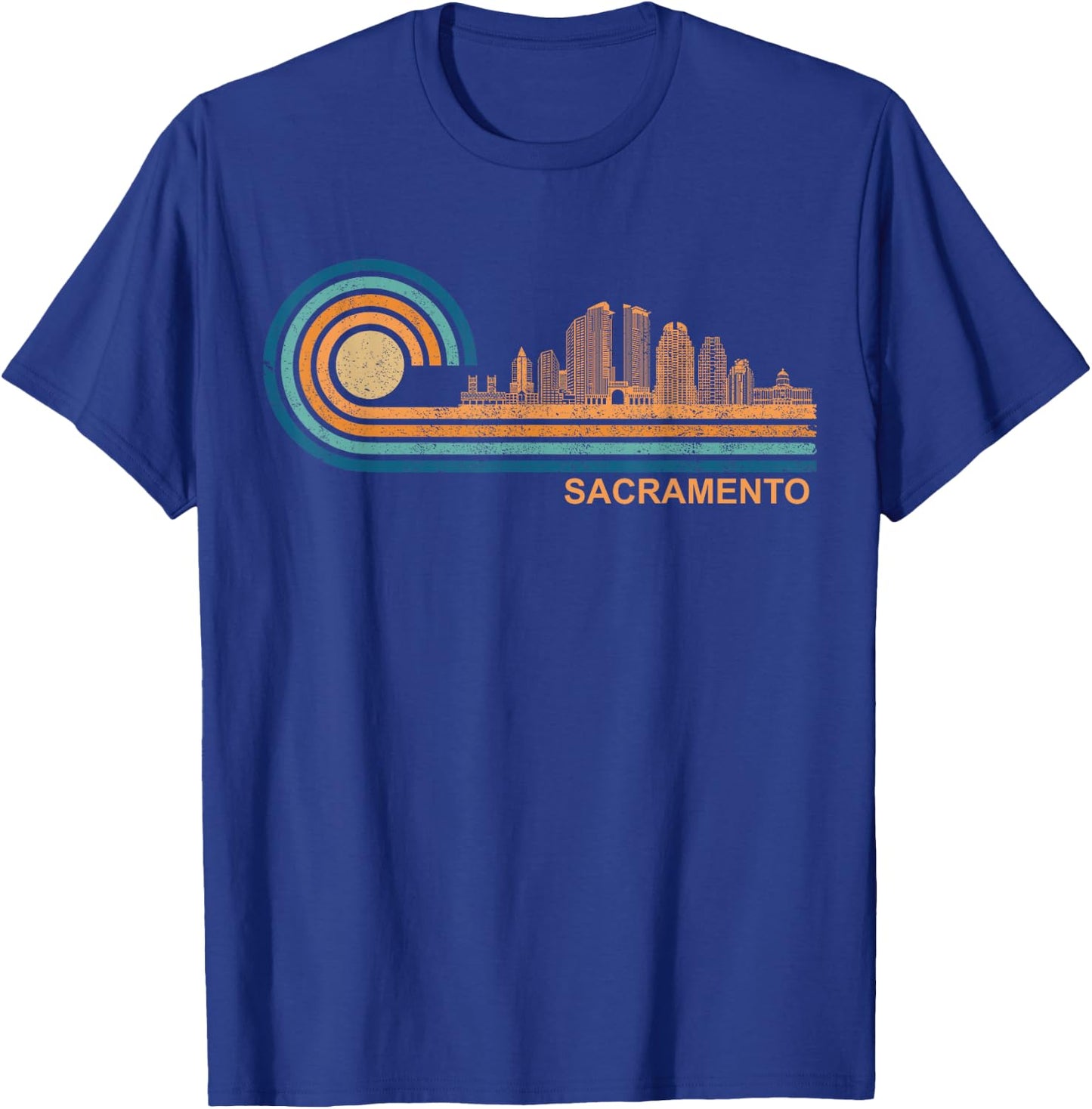 Sacramento Skyline Retro Sacramento Fan CA Sacramento T-Shirt - T-Shirt | Royal