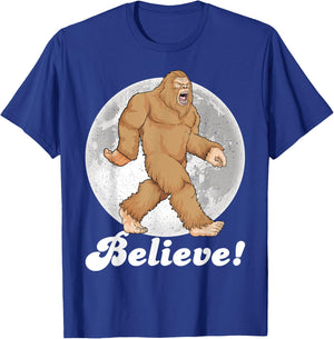 Bigfoot Night Stroll Sasquatch Retro Moon Bigfoot Believe T-Shirt - T-Shirt | Royal