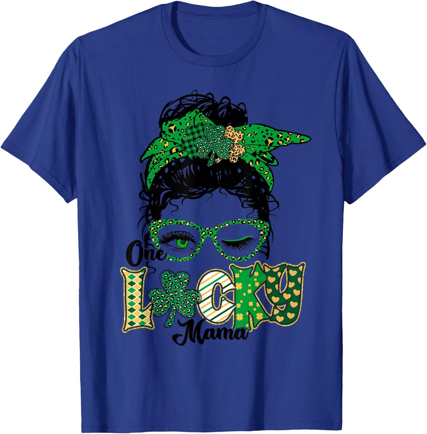 One Lucky Mama St Patricks Day Mom Mother Shamrock T-Shirt - T-Shirt | Royal
