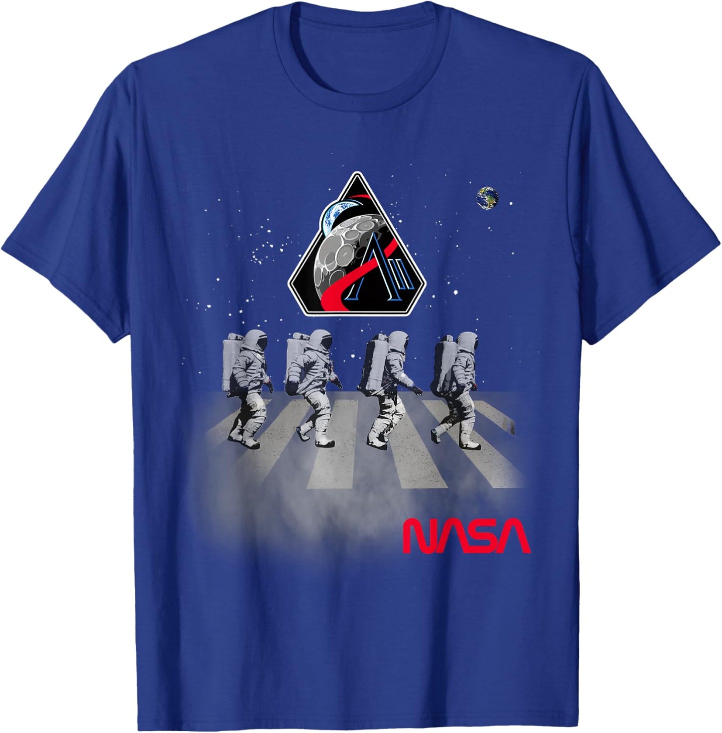 NASA Artemis II Mission Astronauts Walking in Space T-Shirt - T-Shirt | Royal