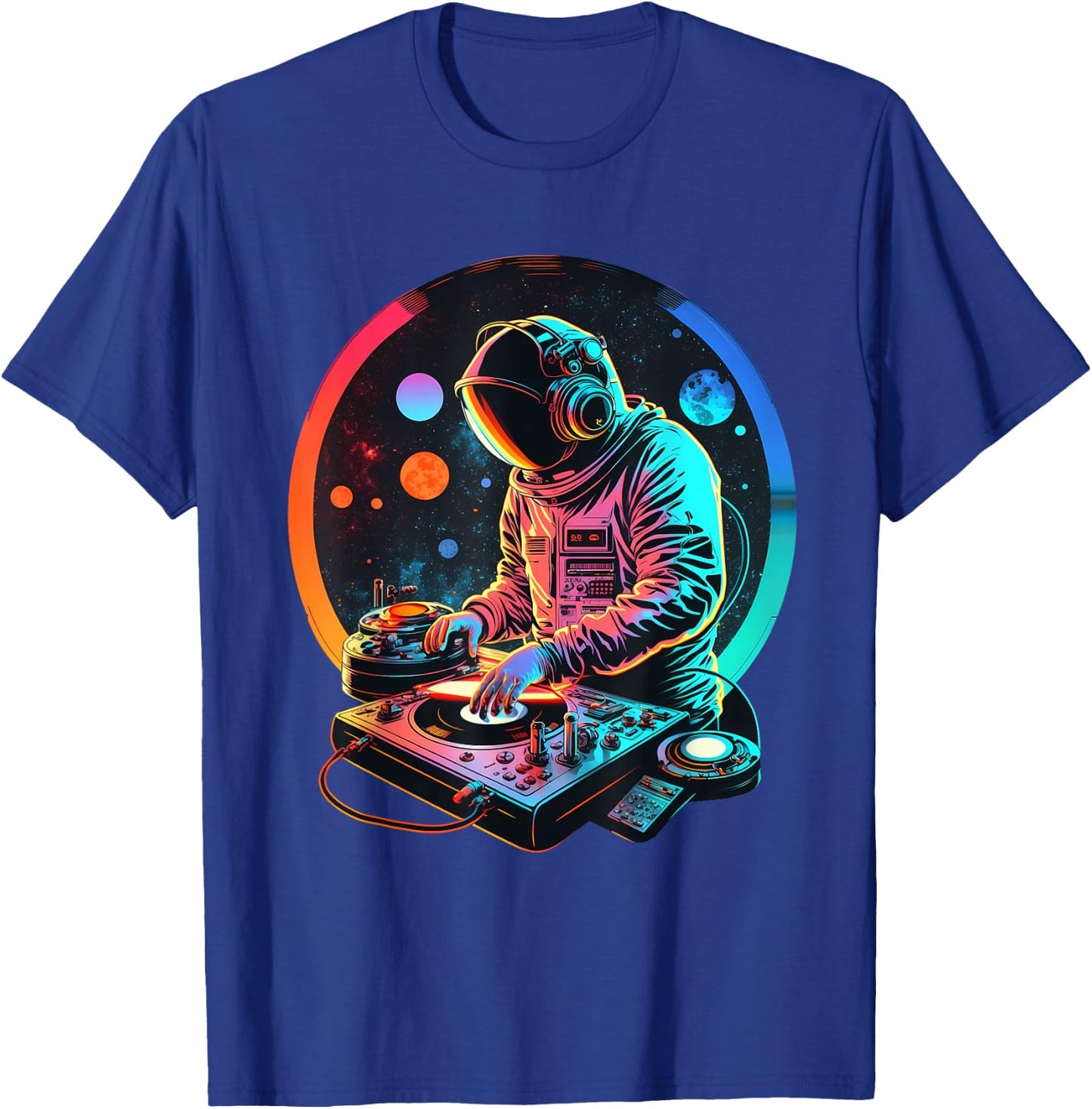 Retro Astronaut DJ, DJing in Space, EDM cool Graphic T-Shirt - T-Shirt | Royal