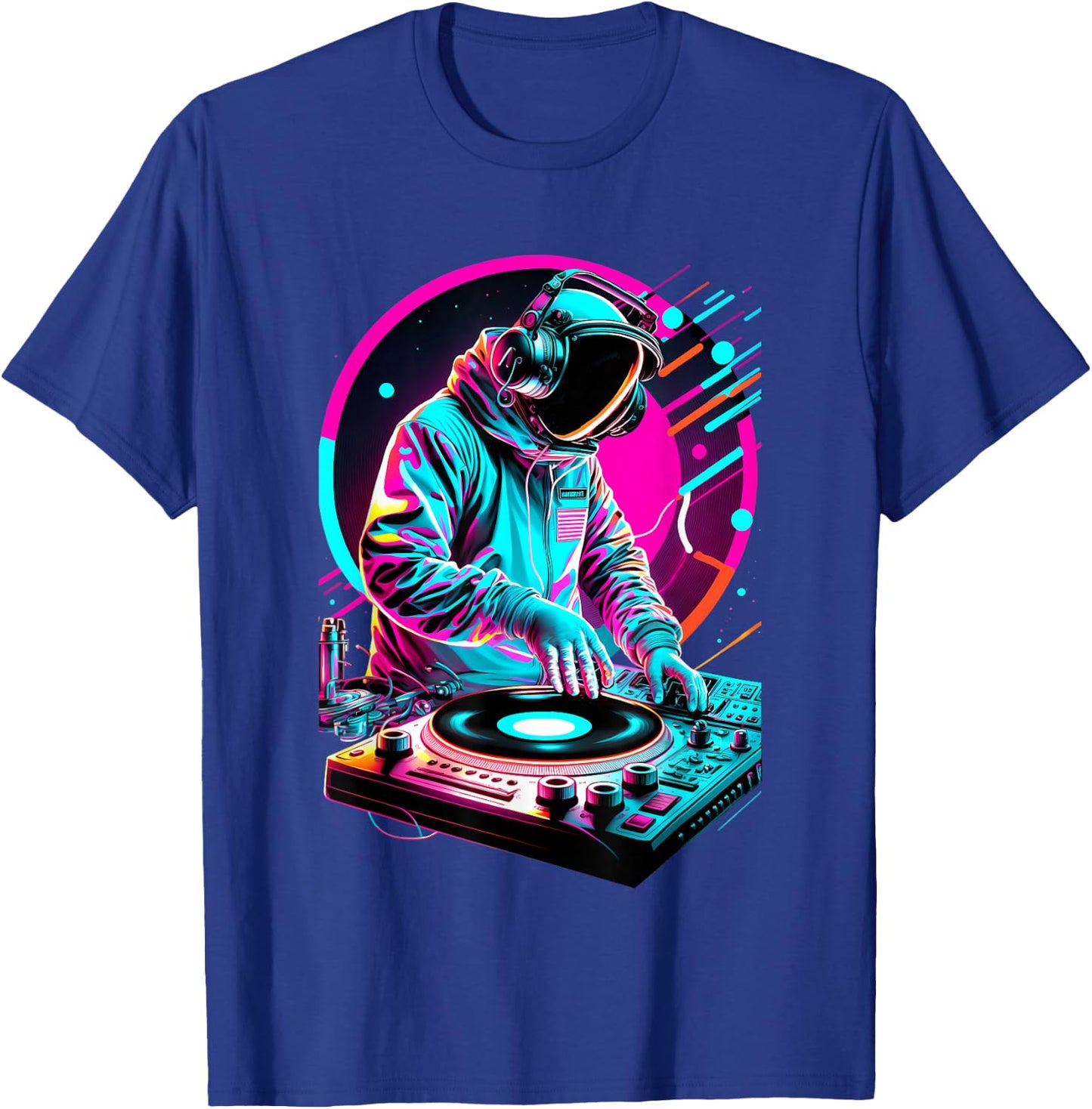 Astronaut DJ, DJing in Space, EDM cool Graphic T-Shirt - T-Shirt | Royal