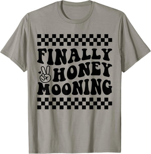 Finally Honeymooning Couples Honeymoon Matching Honeymoonin T-Shirt - T-Shirt | Sand