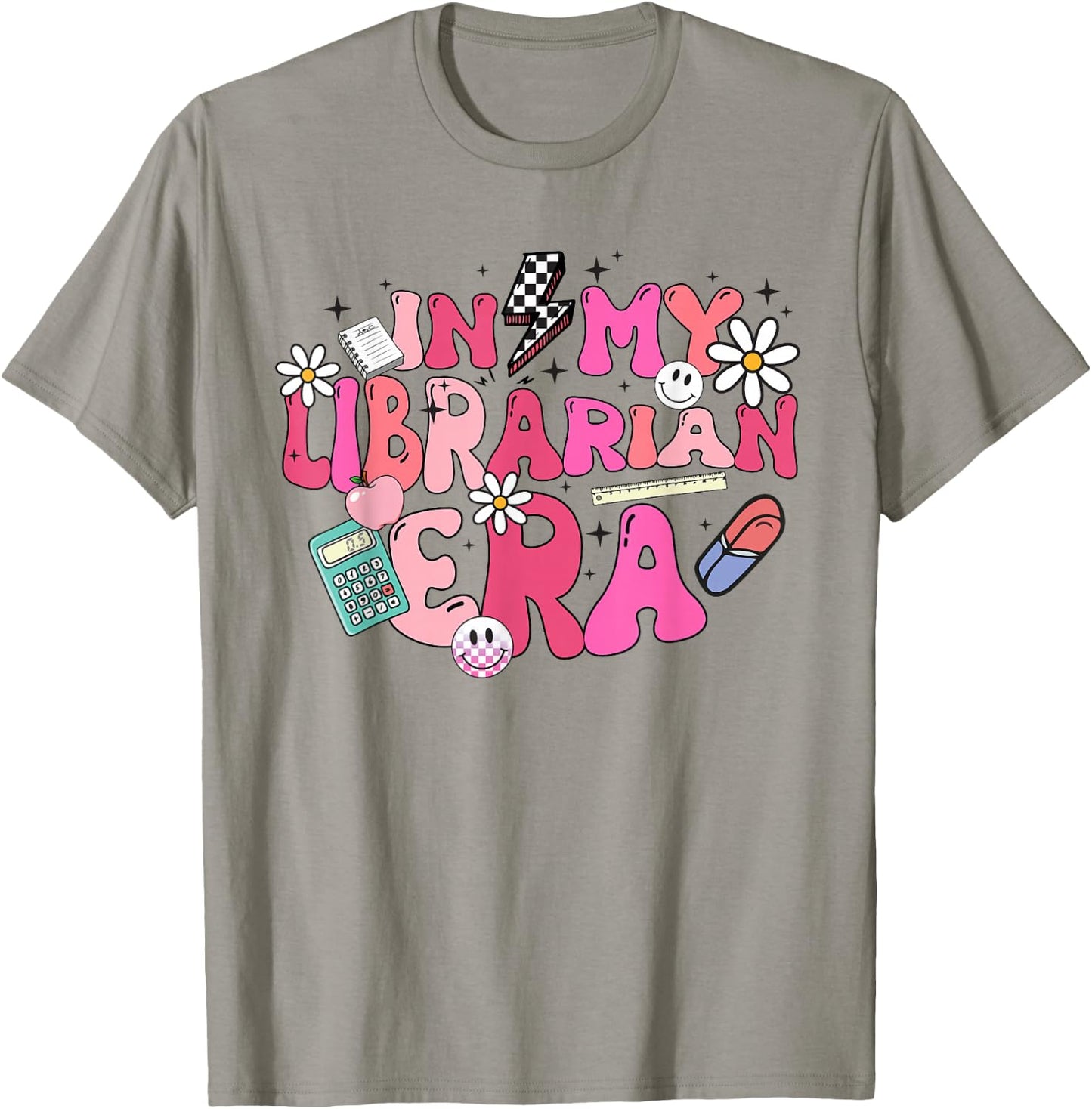 Retro Groovy In My Librarian Era Happy Back To School T-Shirt - T-Shirt | Sand