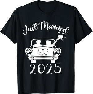 Just Married 2025 Wedding Rings Matching Couple Newlyweds T-Shirt - T-Shirt | Black
