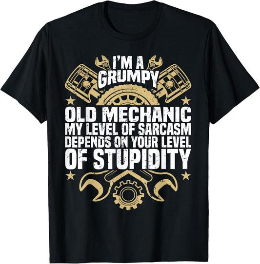 I'm A Grumpy Old Mechanic, Engine Quote, Motor, Car, Garage T-Shirt - T-Shirt | Black