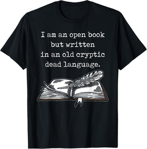 Dark Academia Aesthetic I Am An Open Book Graphic Vintage T-Shirt - T-Shirt | Black