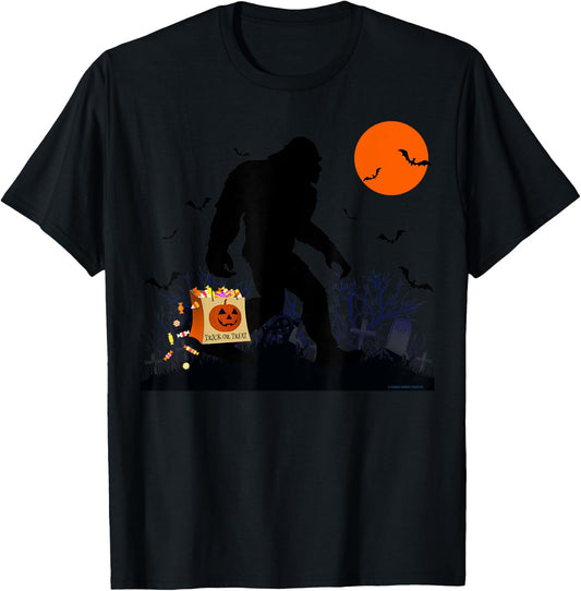 Funny Halloween Bigfoot Trick or Treating - Bigfoot T-Shirt - T-Shirt | Black