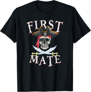 First Mate Pirate Hat Skull Nautical Sailing T-Shirt - T-Shirt | Black