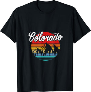 Colorado State Mountain Outdoor Vacation Retro T-Shirt - T-Shirt | Black