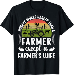 Farmer's Wife Farm Wife Of A Farmer Wife T-Shirt - T-Shirt | Black