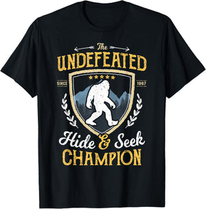 Bigfoot Hide and Seek Champion Funny Sasquatch Retro Vintage T-Shirt - T-Shirt | Black