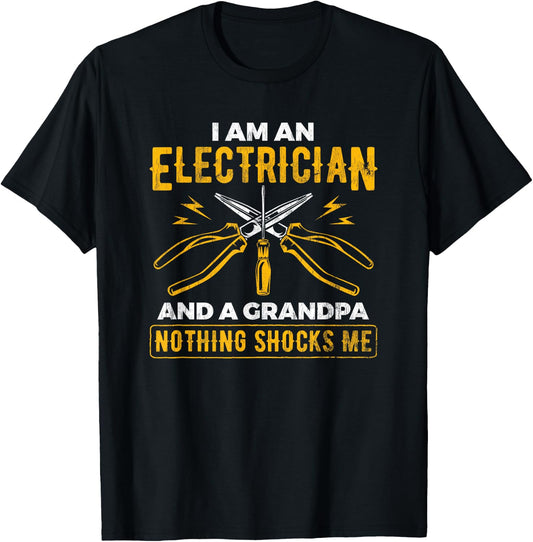 Grandpa Nothing Scares Me Electricity Electrician T-Shirt - T-Shirt | Black