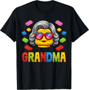 Grandma Master Builder Building Bricks Blocks Family Funny T-Shirt - T-Shirt | Black