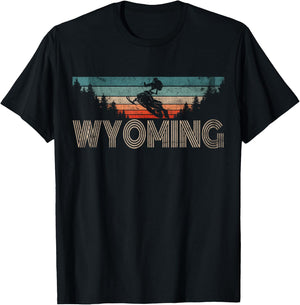 Vintage Wyoming Snowmobile - Retro Snowmobiling T-Shirt - T-Shirt | Black