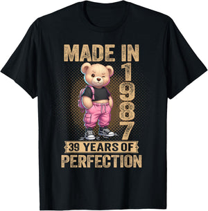 39th Birthday Made in 1987 39 Years of Being Awesome Bear T-Shirt - T-Shirt | Black
